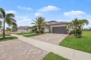 12343 SW Misty Mdw Ln, Port Saint Lucie, FL 34987 - Photo 3