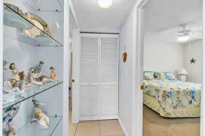 111 Maplecrest Circle, Jupiter, FL 33458 - Photo 13