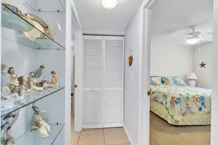 111 Maplecrest Cir, Jupiter, FL 33458 - Photo 13