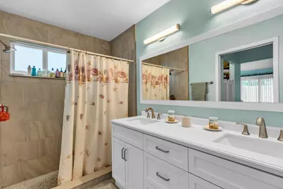 111 Maplecrest Circle, Jupiter, FL 33458 - Photo 13