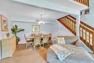 111 Maplecrest Cir, Jupiter, FL 33458 - Photo 5