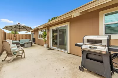 111 Maplecrest Circle, Jupiter, FL 33458 - Photo 25