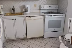 7505 NW 5th Ct, Margate, FL 33063 - Photo 5