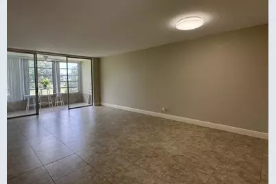 8411 Lagos De Campo Boulevard #204U, Tamarac, FL 33321 - Photo 9