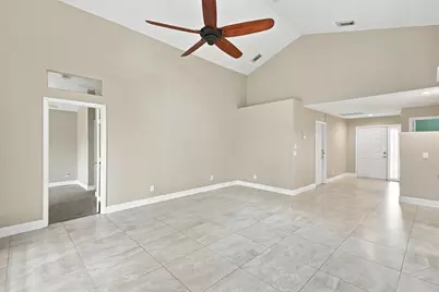 4357 SE Scotland Cay Way, Stuart, FL 34997 - Photo 9