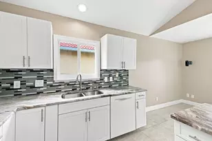 4357 SE Scotland Cay Way, Stuart, FL 34997 - Photo 13