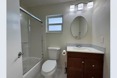1331 W Campanelli Drive, Plantation, FL 33322 - Photo 21