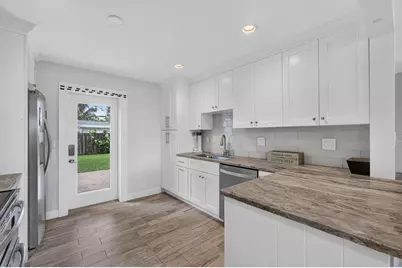 216 E 24th Street, Riviera Beach, FL 33404 - Photo 15