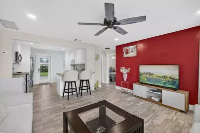 216 E 24th Street, Riviera Beach, FL 33404 - Photo 9