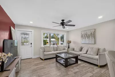 216 E 24th Street, Riviera Beach, FL 33404 - Photo 7