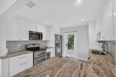 216 E 24th Street, Riviera Beach, FL 33404 - Photo 17
