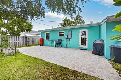 216 E 24th Street, Riviera Beach, FL 33404 - Photo 31