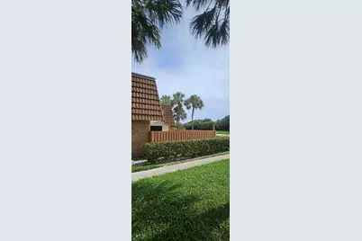 141 Heritage Way SE, West Palm Beach, FL 33407 - Photo 7