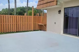 141 Heritage Way SE, West Palm Beach, FL 33407 - Photo 9