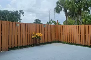 141 Heritage Way SE, West Palm Beach, FL 33407 - Photo 15