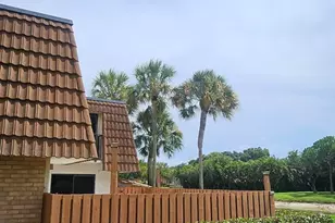 141 Heritage Way SE, West Palm Beach, FL 33407 - Photo 5