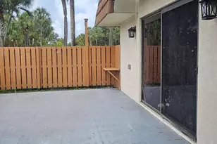 141 Heritage Way SE, West Palm Beach, FL 33407 - Photo 13