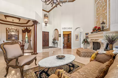 10538 Versailles Boulevard, Wellington, FL 33449 - Photo 15