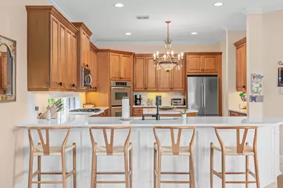 10538 Versailles Boulevard, Wellington, FL 33449 - Photo 19