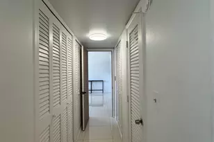 305 N Pompano Beach Blvd, Pompano Beach, FL 33062 - Photo 13