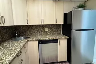 305 N Pompano Beach Blvd, Pompano Beach, FL 33062 - Photo 3