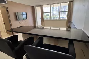 305 N Pompano Beach Blvd, Pompano Beach, FL 33062 - Photo 3