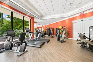 2000 Island Blvd, Aventura, FL 33160 - Photo 31