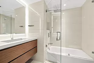 2000 Island Blvd, Aventura, FL 33160 - Photo 19