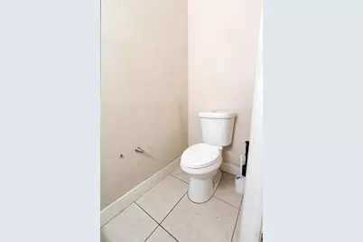 2430 NW 13th Street, Pompano Beach, FL 33069 - Photo 15