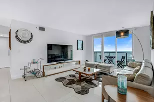 1155 Brickell Bay Dr, Miami, FL 33131 - Photo 9