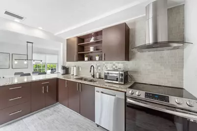 313 N 16th Avenue N, Lake Worth Beach, FL 33460 - Photo 7