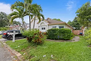 312 Bishop Rd, North Lauderdale, FL 33068 - Photo 3