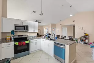 312 Bishop Rd, North Lauderdale, FL 33068 - Photo 15