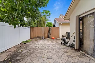 312 Bishop Rd, North Lauderdale, FL 33068 - Photo 19