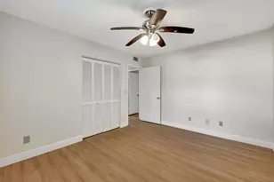 1200 SE Parkview Pl, Stuart, FL 34994 - Photo 21