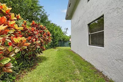 1200 SE Parkview Place #F-5, Stuart, FL 34994 - Photo 35