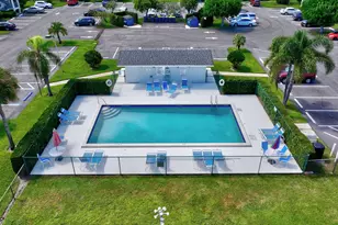 1200 SE Parkview Pl, Stuart, FL 34994 - Photo 35