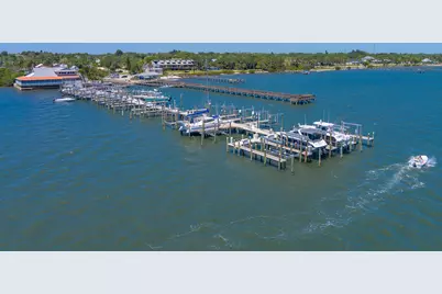 806 Indian River Drive, Sebastian, FL  - Photo 11