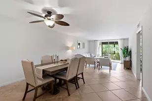 555 Banyan Tree Ln E, Delray Beach, FL 33483 - Photo 9