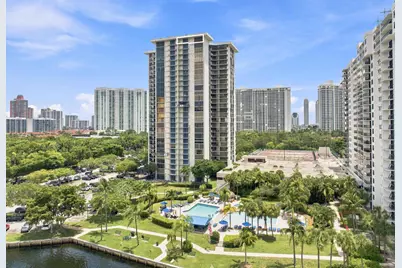 18181 NE 31st Court #PH10, Aventura, FL 33160 - Photo 17