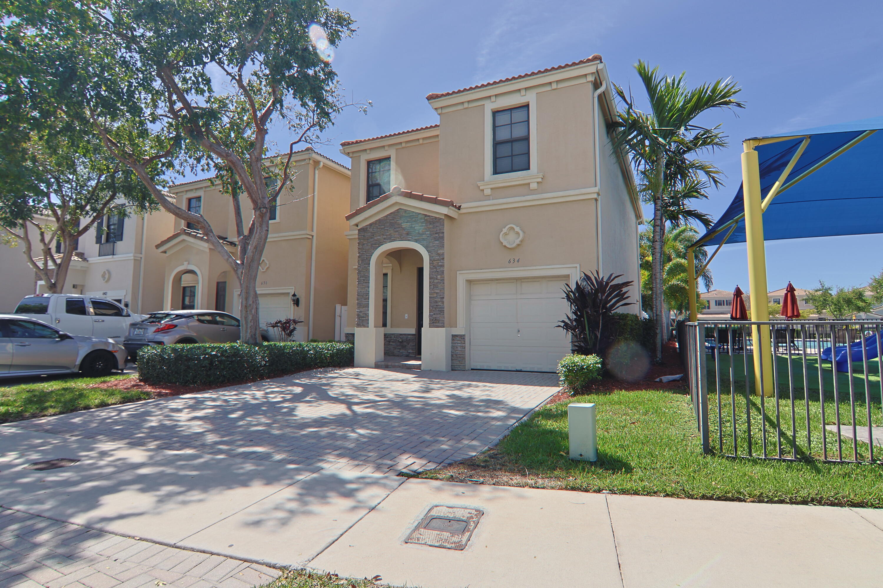 634 NE 193rd Terrace - 634 NE 193rd Terrace, Miami, FL 33179 Luxury Property | Jose Angel Pina