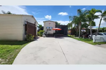 70 Turtle Cove, Okeechobee, FL 34974 - Photo 13
