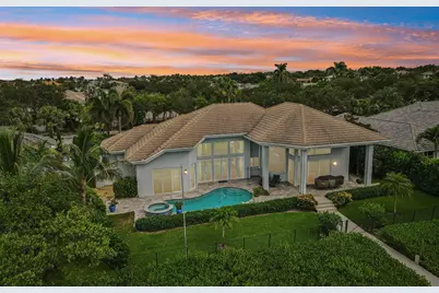 8651 SE Somerset Island Way, Jupiter, FL 33458 - Photo 1