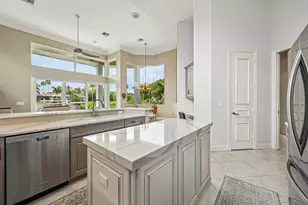 8651 SE Somerset Island Way, Jupiter, FL 33458 - Photo 15