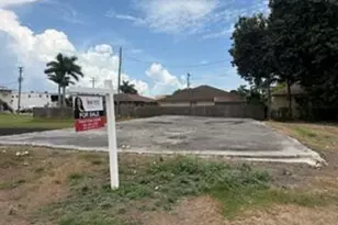 4 SW Sw St, Belle Glade, FL 33430 - Photo 1