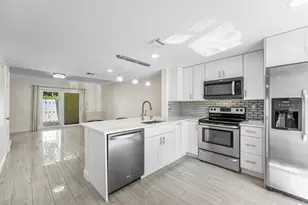 2503 NE 15th St, Pompano Beach, FL 33062 - Photo 9