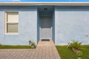 5863 Azalea Cir, West Palm Beach, FL 33415 - Photo 5