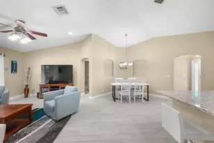 5861 NW Cullom Cir, Port Saint Lucie, FL 34986 - Photo 13