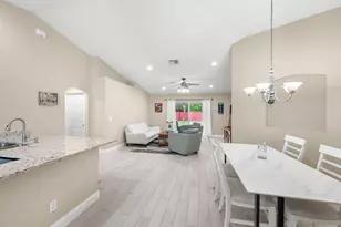 5861 NW Cullom Cir, Port Saint Lucie, FL 34986 - Photo 11