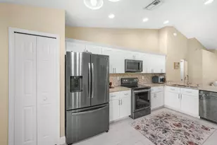 5861 NW Cullom Cir, Port Saint Lucie, FL 34986 - Photo 9